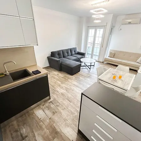 Blue Marine 511 Apartment